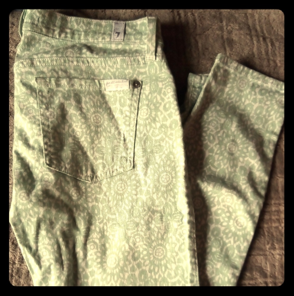 SEVEN 7 FOR ALL MANKIND CAPRI'S